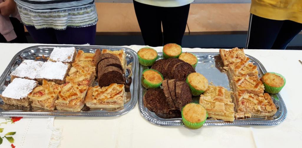 Essen 2 Auch Süßes ist dabei