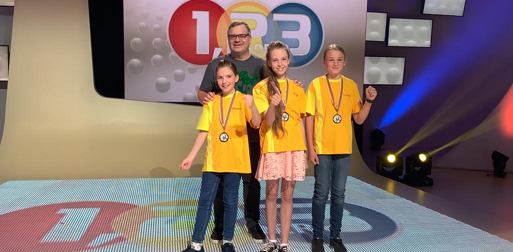 Ratekinder der 1a: (von links) Victoria Strickner, Celina Salchner, Laurin Kelderer